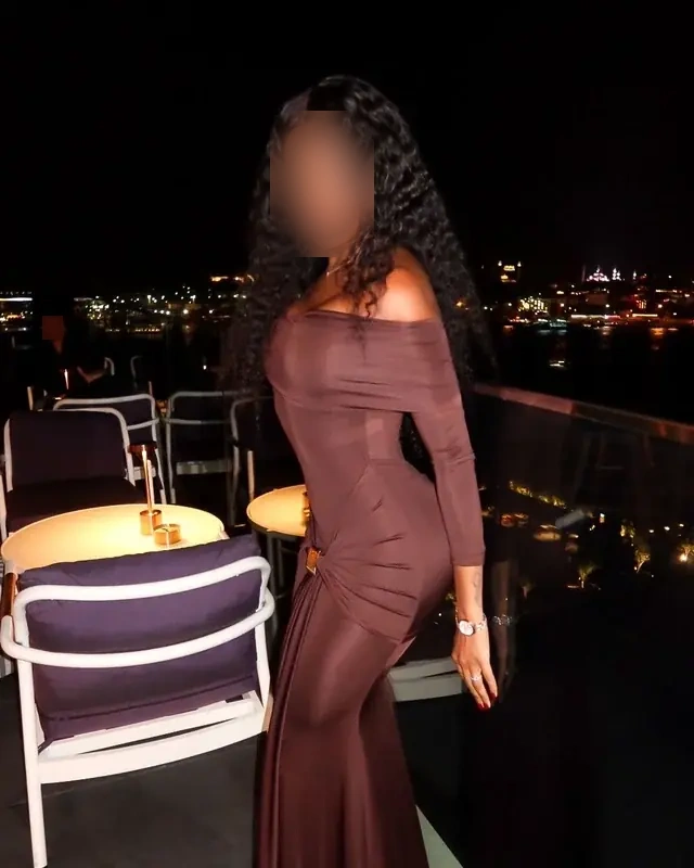 Sabrina - Image 6