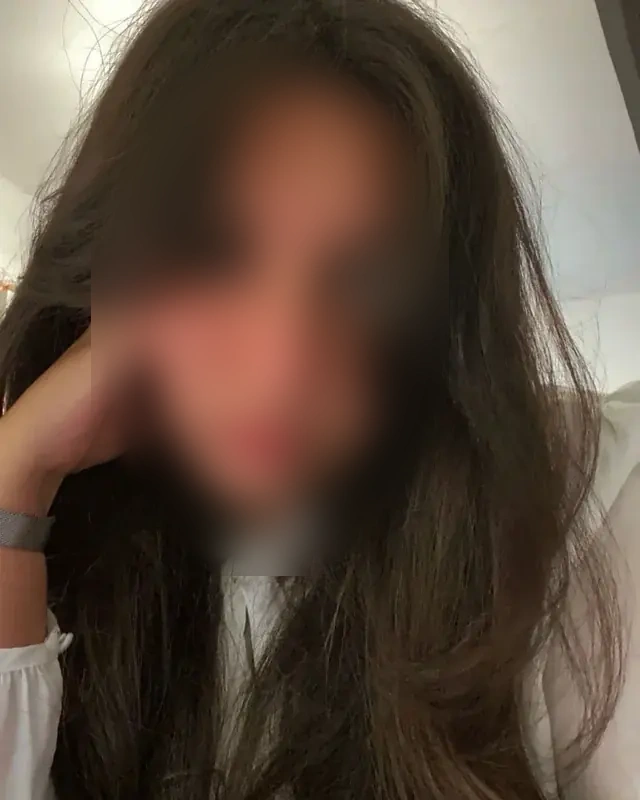 Manon - Image 2