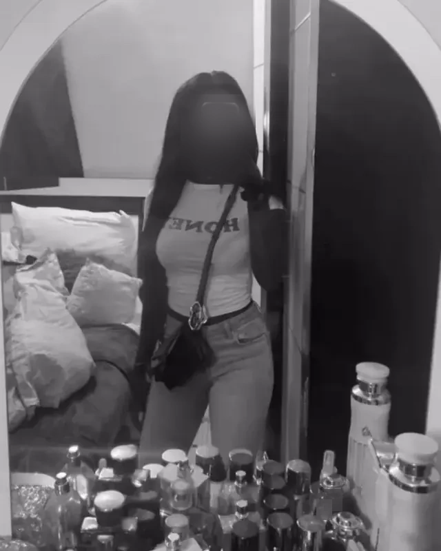 Alix - Image 2