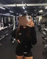 Inès